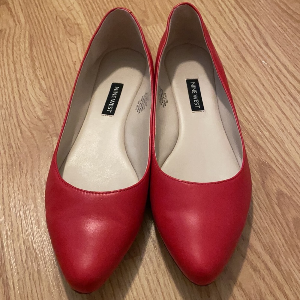 Nine West Red Flats